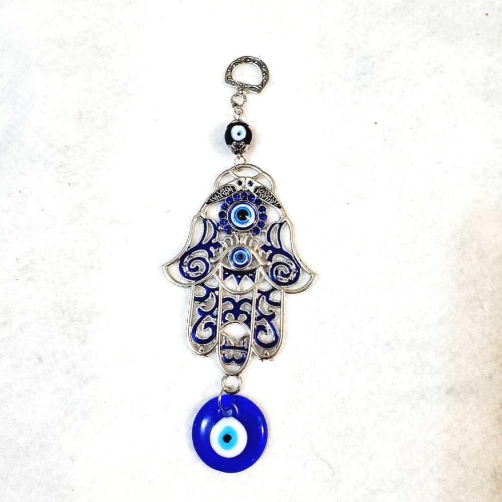 Hamsa- evil eye wall decor